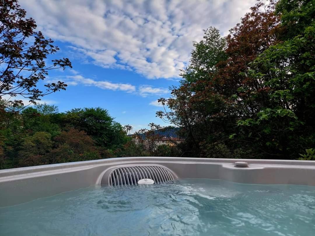La Casa Rosa Di Segusino With Spa Jacuzzi In Garden Sequsino Экстерьер фото